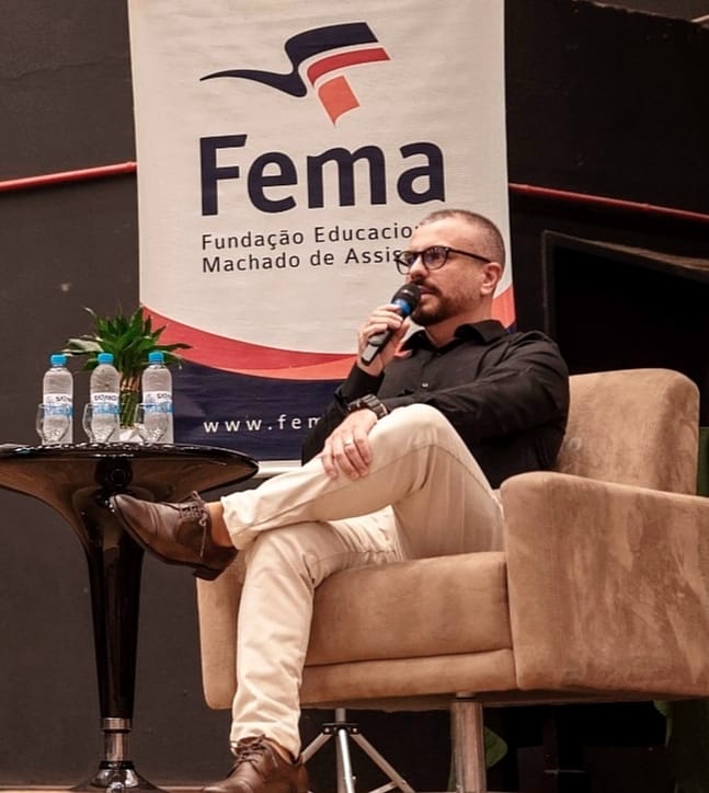 Professor Prof. Dr. Jeremyas Machado Silva - [ EXTENSÃO] - Sociedade do Cansaço e Crise da Narração