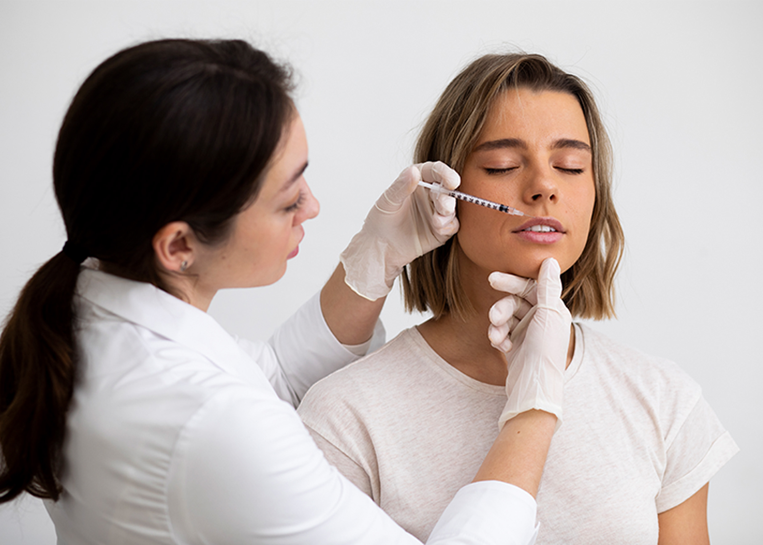 Curso Procedimentos Estéticos Injetáveis em Estética Facial, Corporal e Capilar - Fema