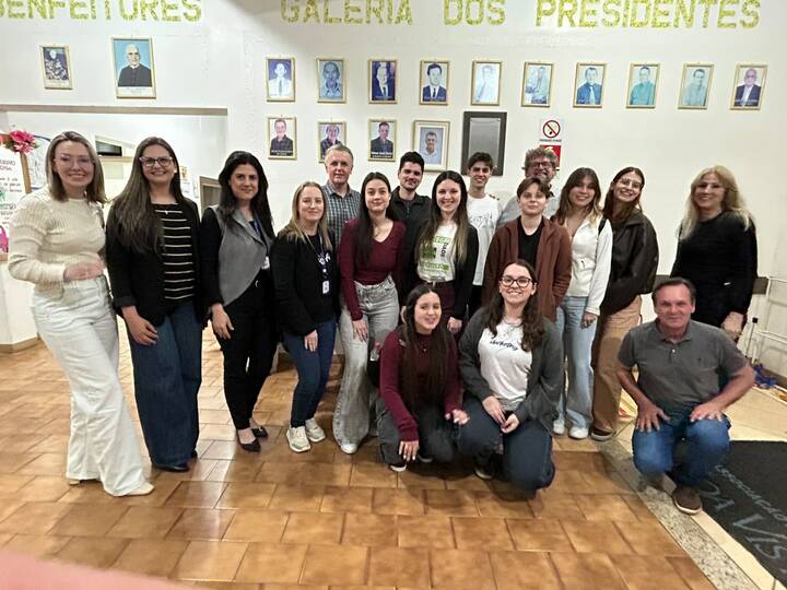 Acadêmicos de Marketing da FEMA realizam visita técnica à Associação Hospitalar Boa Vista - FEMA