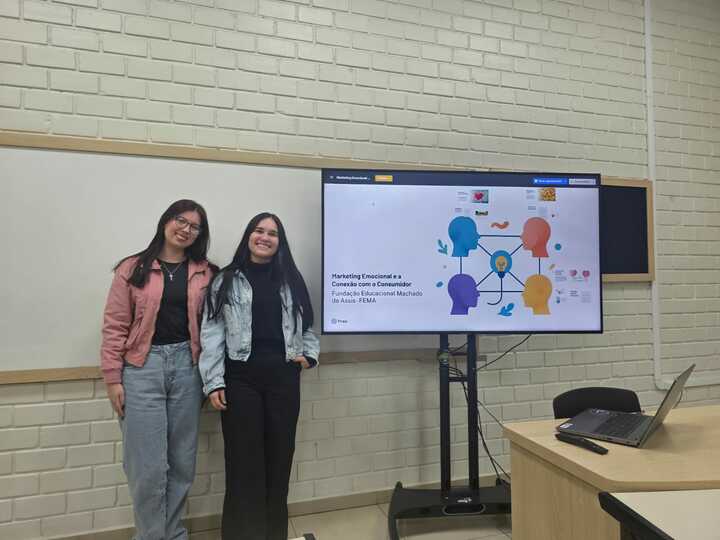 Produção de artigos científicos fortalece a formação dos acadêmicos de Marketing - FEMA