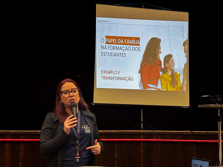 Parceria FEMA + Jovens For Schools aproxima famílias do universo da Educação Financeira - FEMA