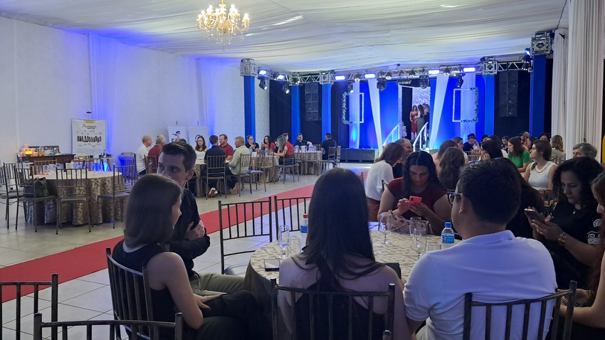 Curso de Marketing em ação. - FEMA