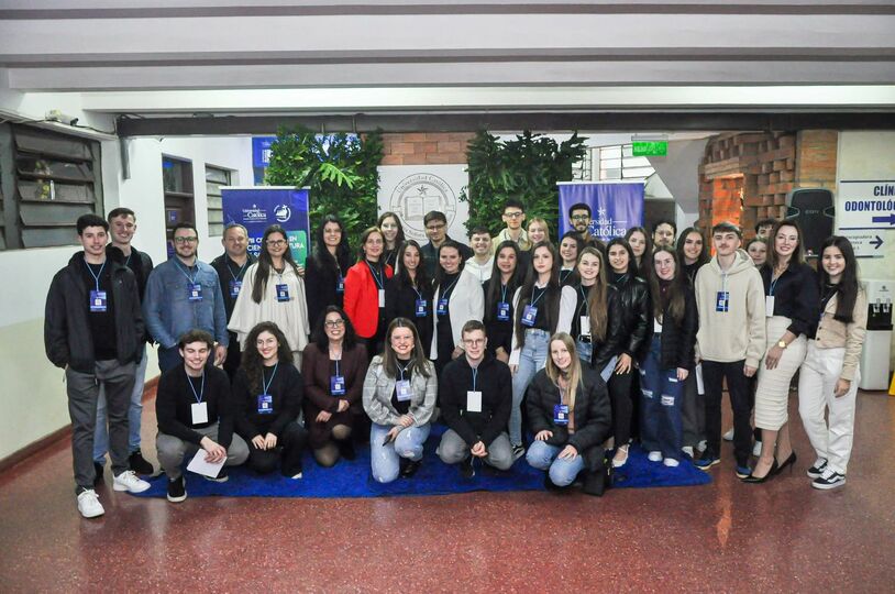 Professores e acadêmicos da FEMA participam do XII Simpósio Iberoamericano no Paraguai - FEMA