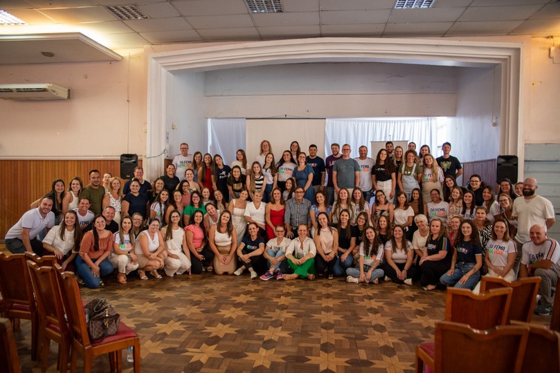 Escola FEMA realiza Formação de Professores com palestra de Trevisol - FEMA