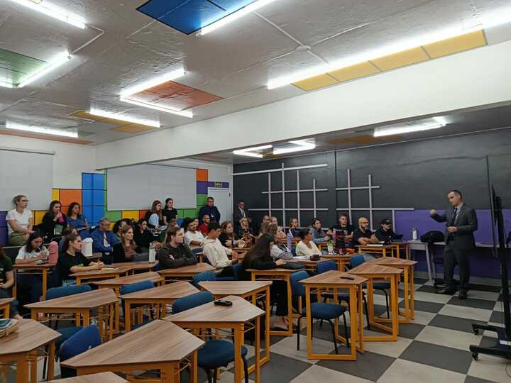 Palestra promove reflexão sobre ética, autonomia e alternativas às transfusões de sangue - FEMA