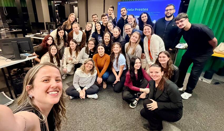 Acadêmicos de Psicologia da FEMA realizam visita técnica à empresa GH - FEMA