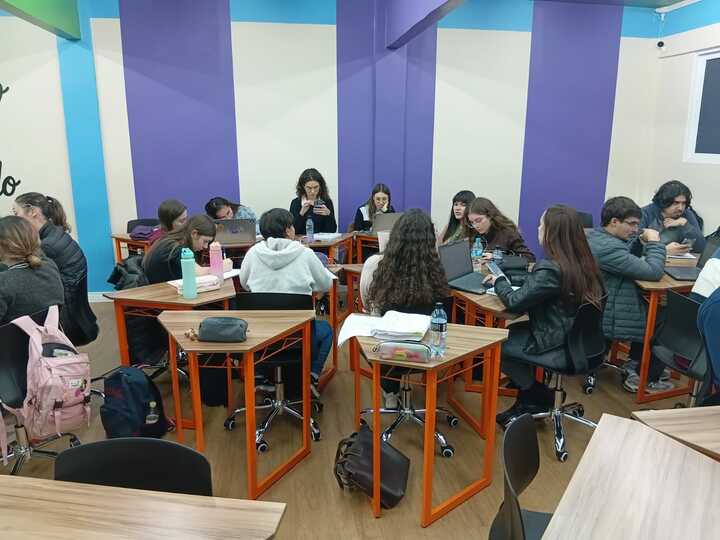Neuroanatomia e consciência são temas de aula no curso de Psicologia28052026 - FEMA